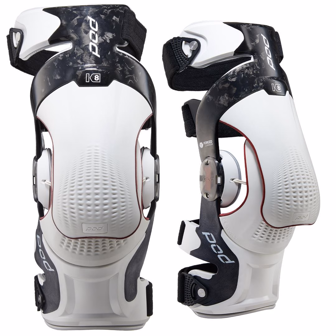 Pod K8 3.0 Knee Brace Pair Carbon Carbon/White - Image 2