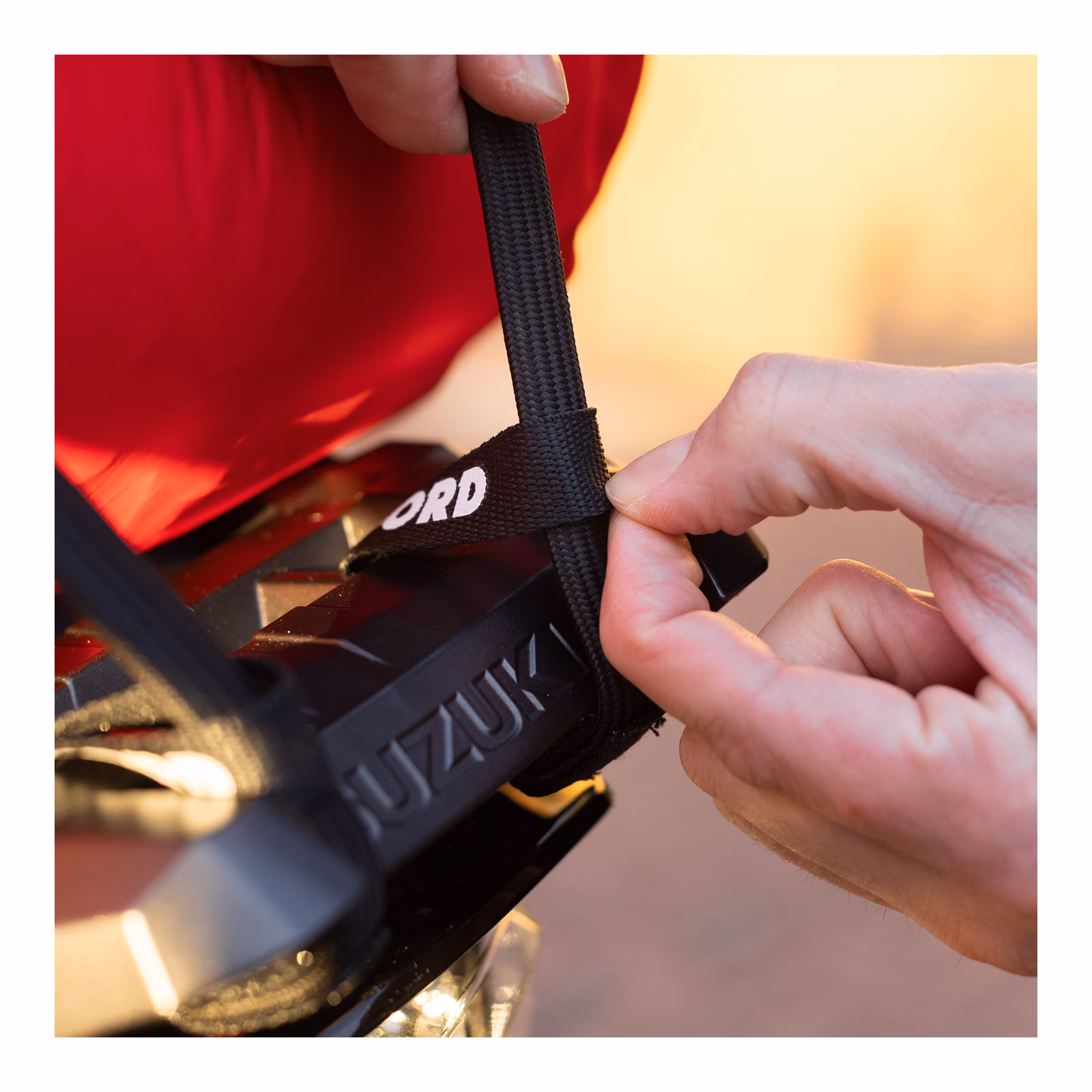 Oxford Atlas G-Hook 17mm x 1.2m - Black (Pair) - Image 9