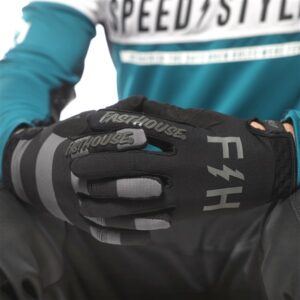 Fasthouse Speed Style Akin Motocross Glove Black/Gray - Image 6