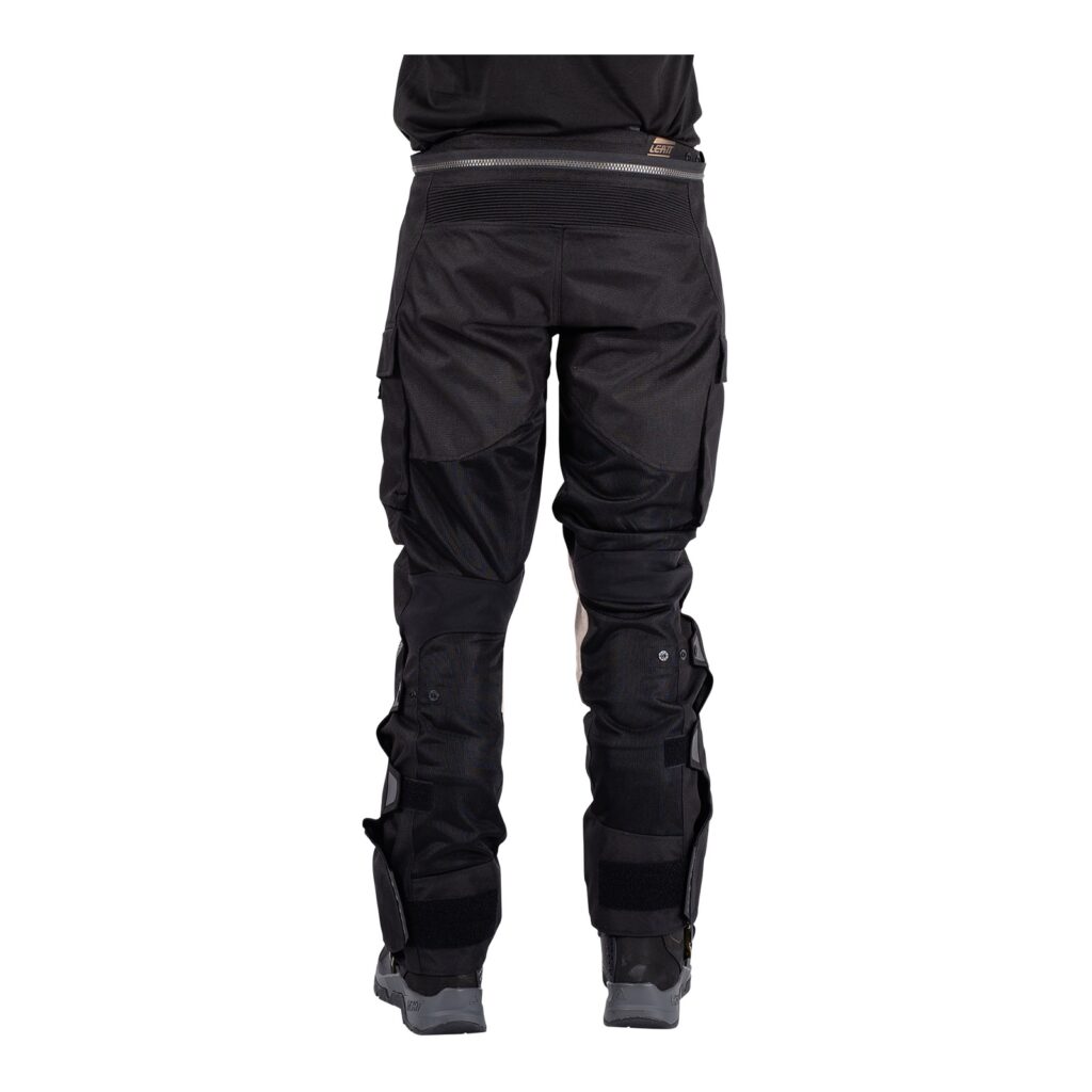 Leatt 5.5 FlowTour Adventure Pants (Short) - Stealth