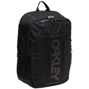 Oakley Enduro 3.0 20L Backpack Blackout - Image 1