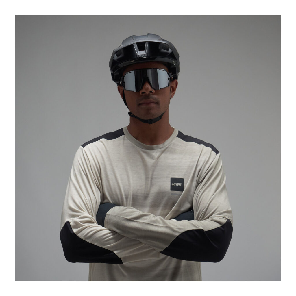 Leatt Rideviz Pro Sunglasses - Black Iriz Silver (17 VLT)