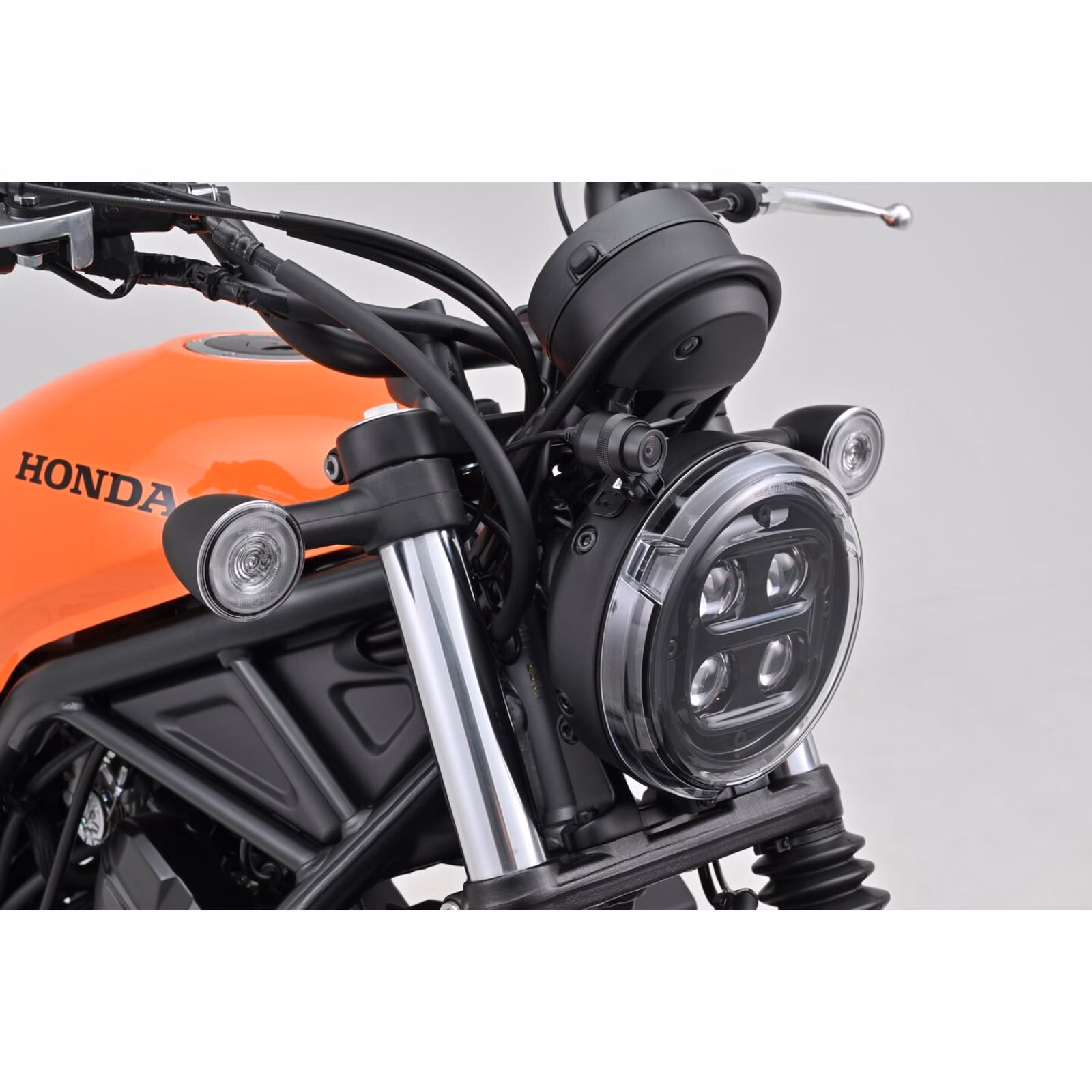 Navman MiVue 820D Motorcycle Dash Cam - Front & Rear Cameras - Image 2