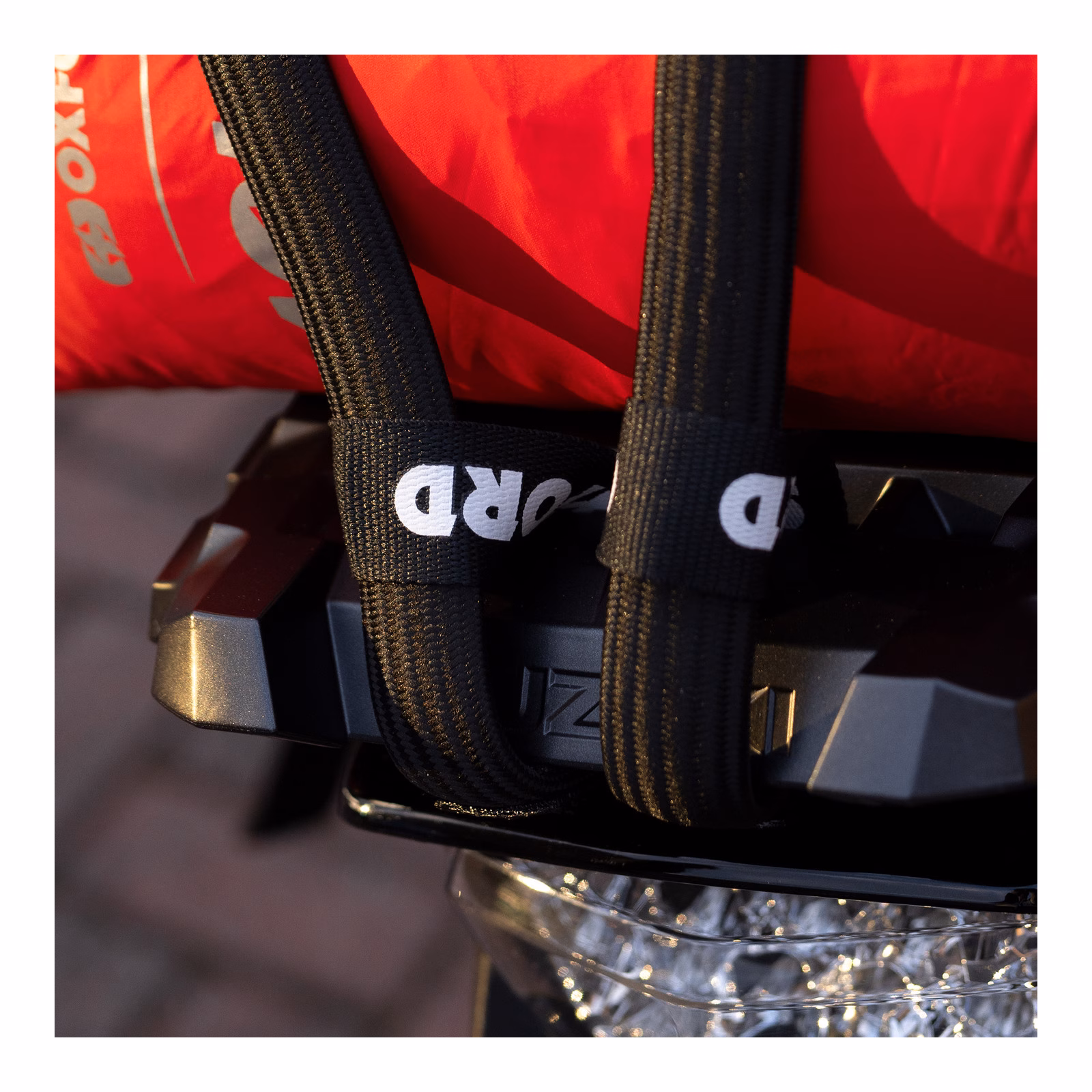 Oxford Atlas G-Hook 26mm x 1.2m - Black (Pair) - Image 9