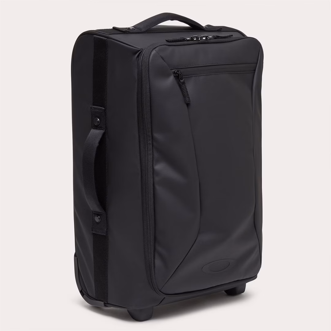 Oakley Endless Adventure RC Carry-On Blackout - Image 1