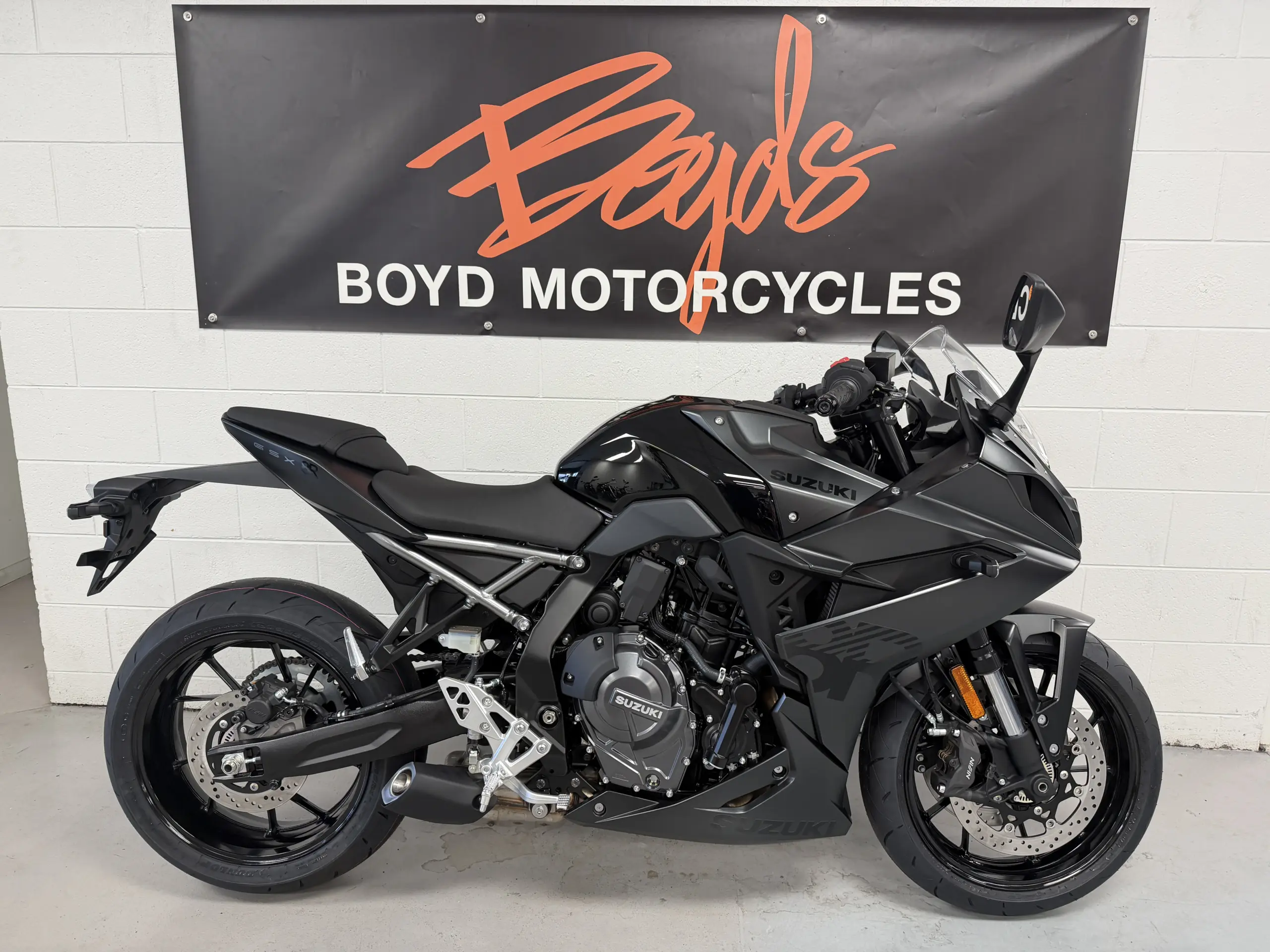 Suzuki GSX 800FRQM5 GSX-8R