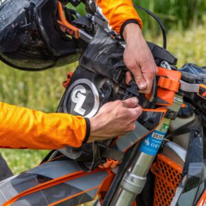 Giant Loop Fender Bag - Image 7