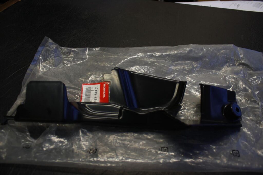 Honda Air Guide Left CBR400R