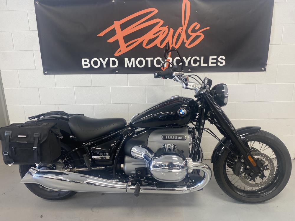 BMW R18