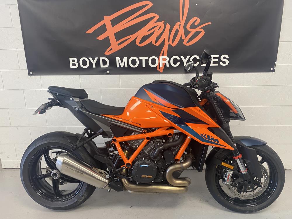 KTM 1290SUPER DUKE R 20