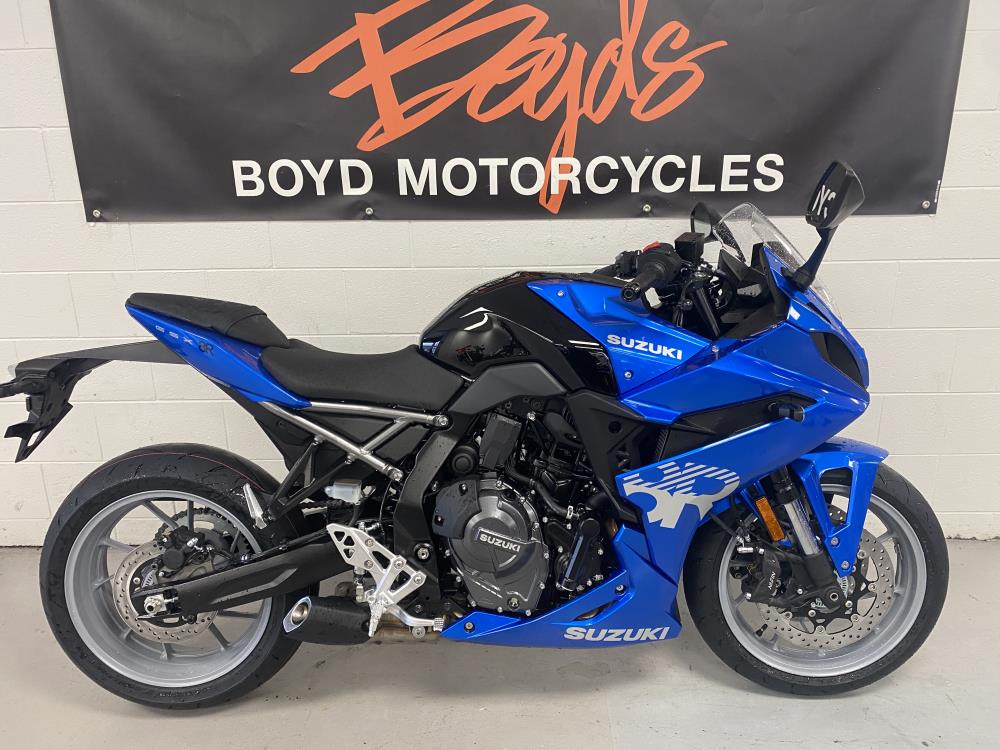 Suzuki GSX800FRQM4 GSX-8R