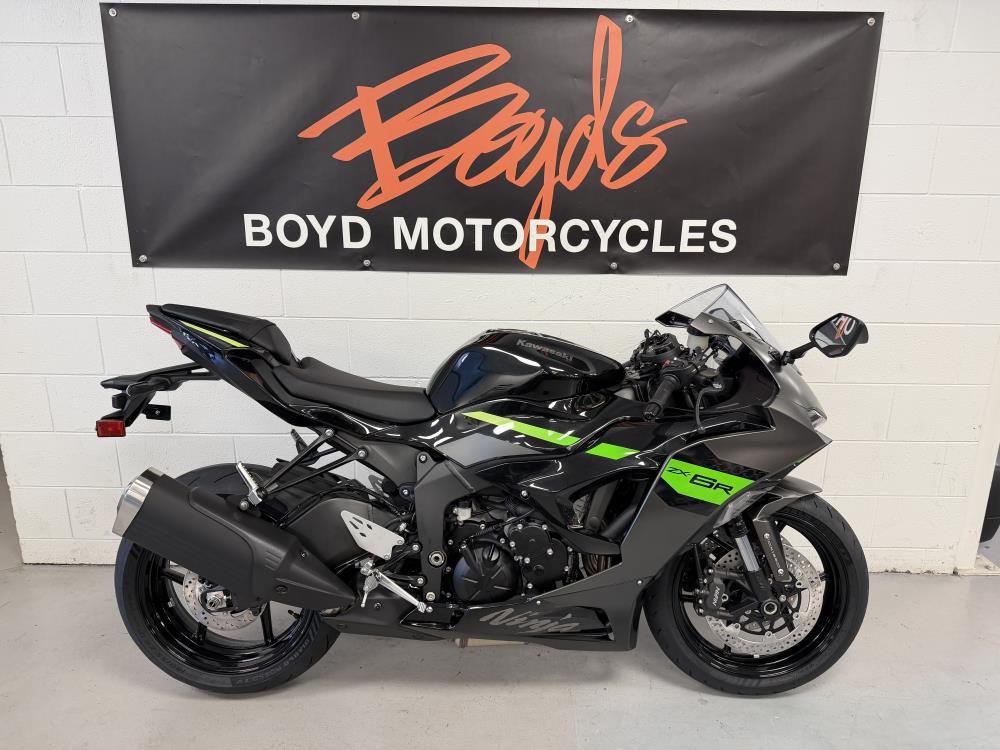 Kawasaki ZXNINJA ZX-6R 26