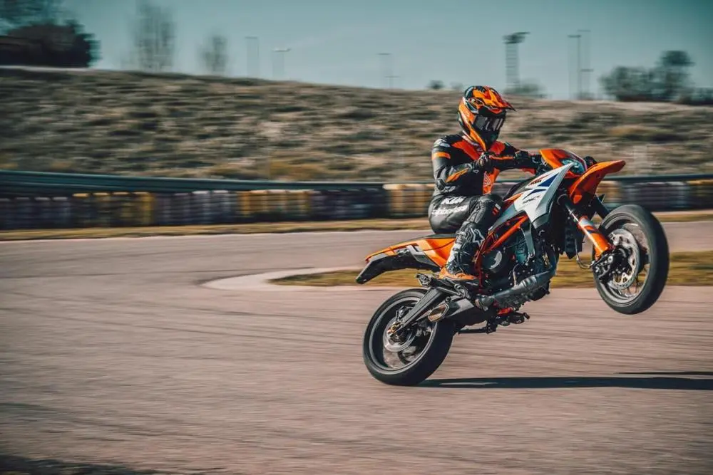 KTM 390SMC-R 25