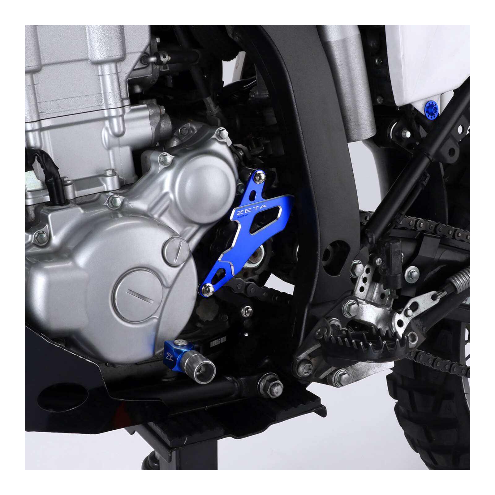 Zeta Drive Cover - Honda CRF250R (2004–2009), CR250R ('02-), Yamaha YZ125 (2006+ - Image 5