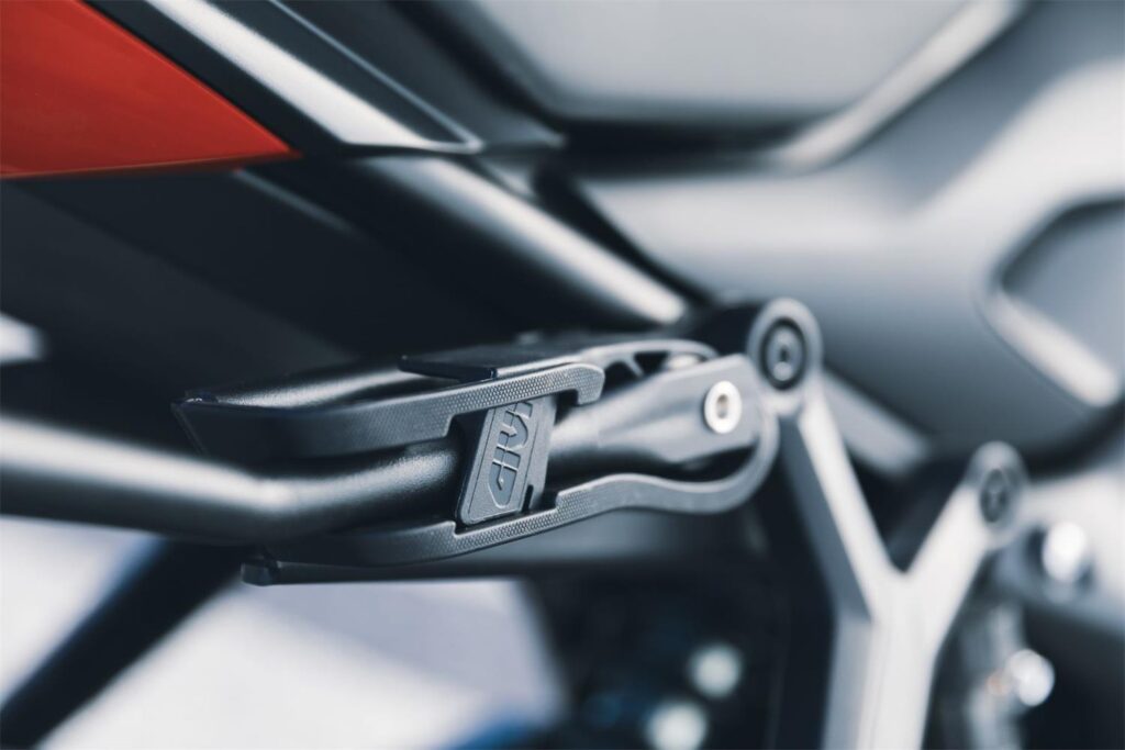 RAPID RELEASE HOLDER REMOVE-X HONDA CB 500 X '19->