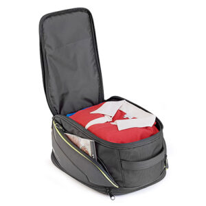 Givi Tanklock 20 - 26L Expandable Tank Bag - Image 4
