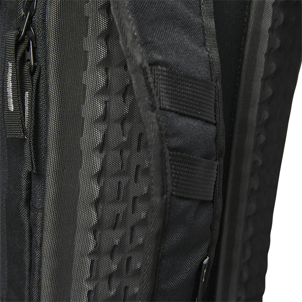 Fox Utility Hydration Pack 10L Black