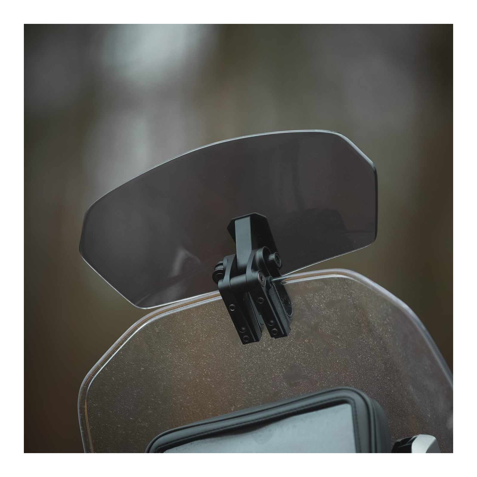 Oxford Windshield Tinted 260 × 125mm - Image 2