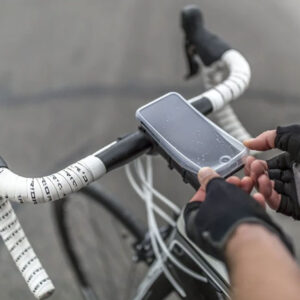 Quad Lock iPhone 13 Pro Poncho - Image 5