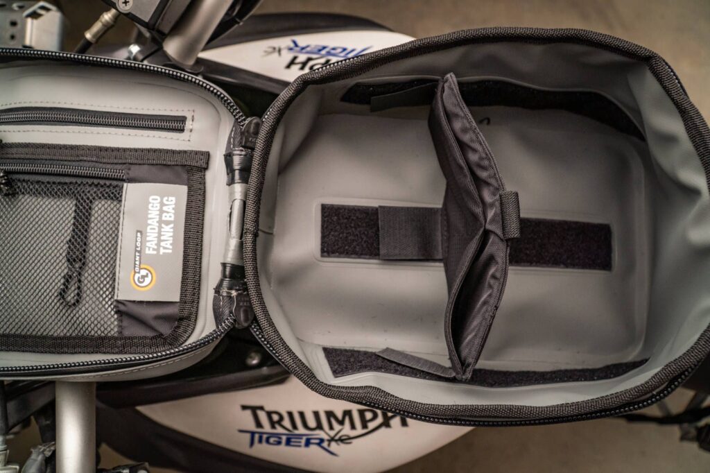 Giant Loop Fandago Tank Bag Grey