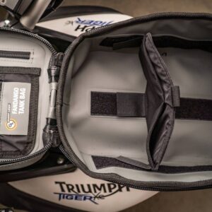 Giant Loop Fandago Tank Bag Grey - Image 3