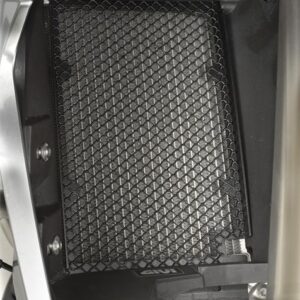 RADIATOR GUARD BLACK SUZUKI SV650 '16- - Image 2
