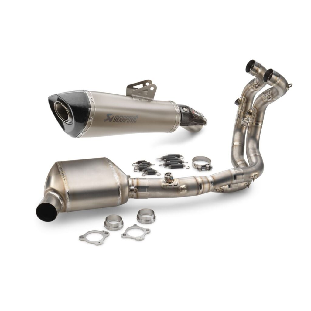 AKRAPOVIC KIT "EVOLUTION LINE"