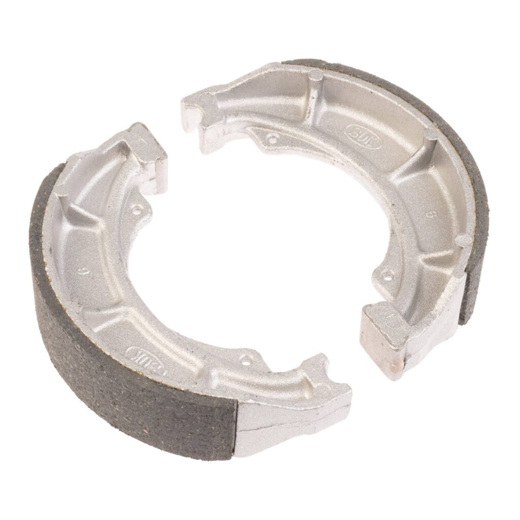 WHITES BRAKE SHOES 130 x 28MM