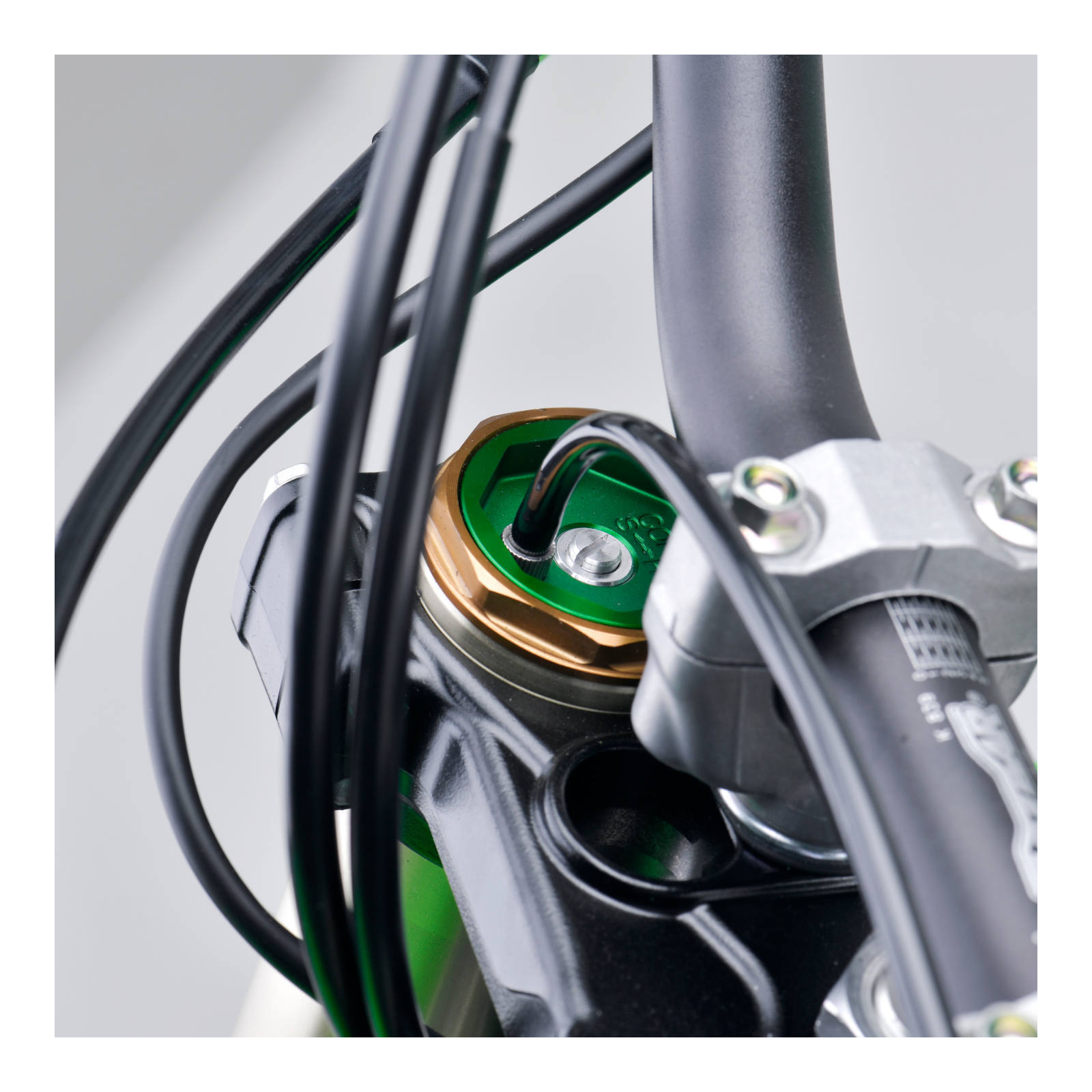 Zeta Air Bleed Kit Showa/KYB - Image 10
