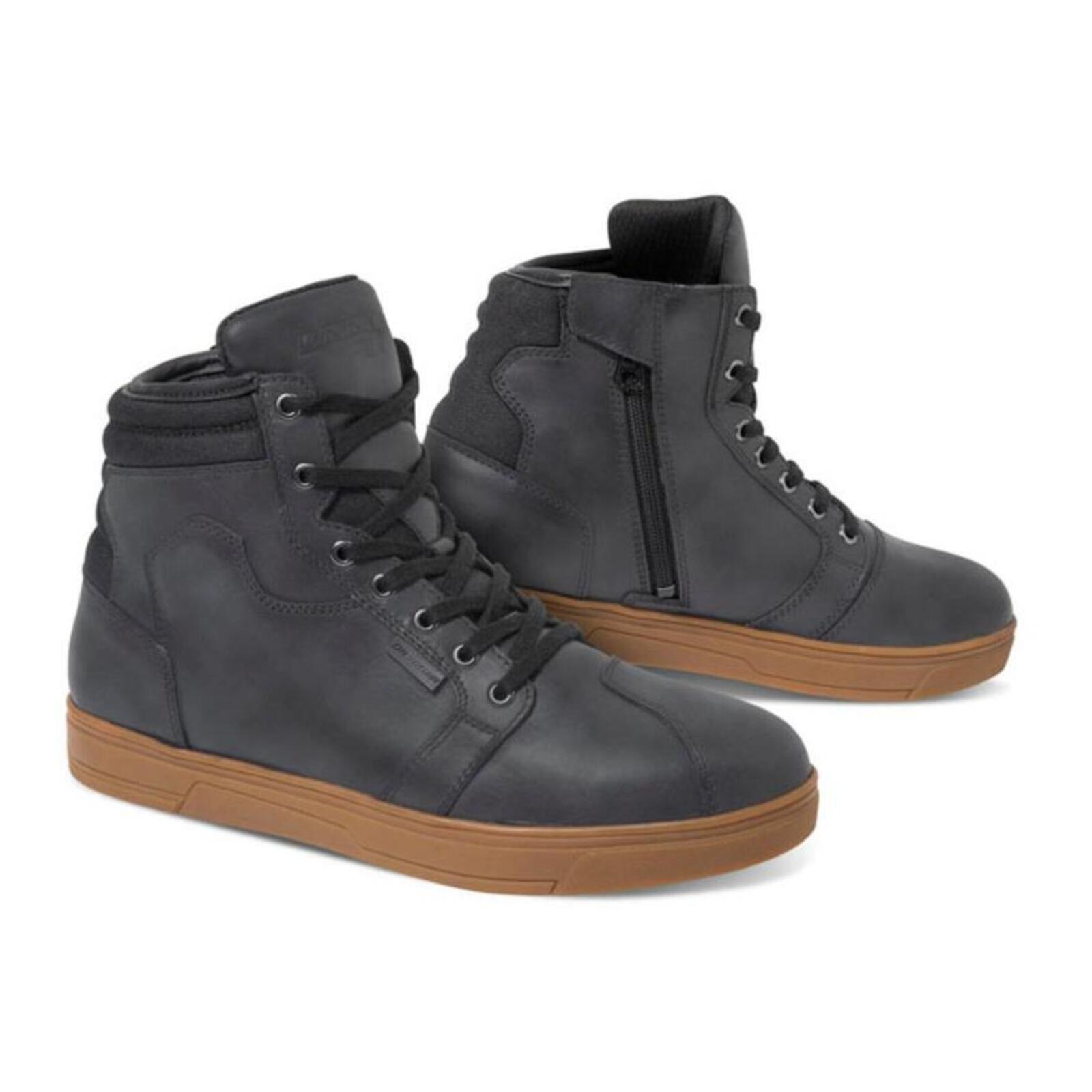 Dririder Tribute 2.0 Road Boots - Black / Gum - Image 1