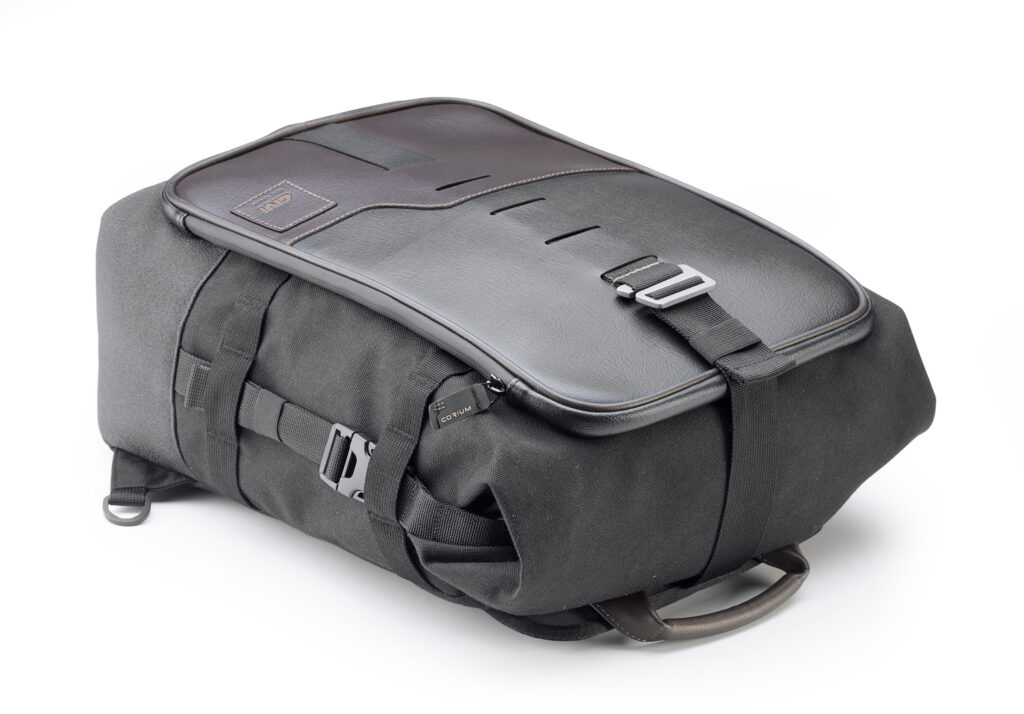 Saddlebag/Backpack Givi Corium 18LT