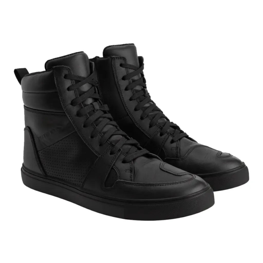 Richa Chaser Waterproof Sneakers - Black / Black