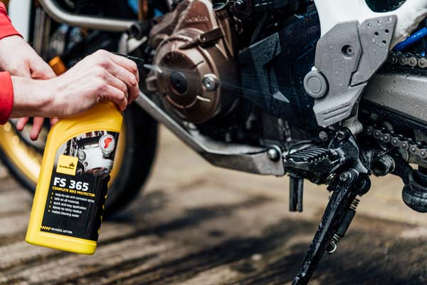 FS365 - COMPLETE BIKE PROTECTION ANTI CORROSION - 250ml Spray - Image 3
