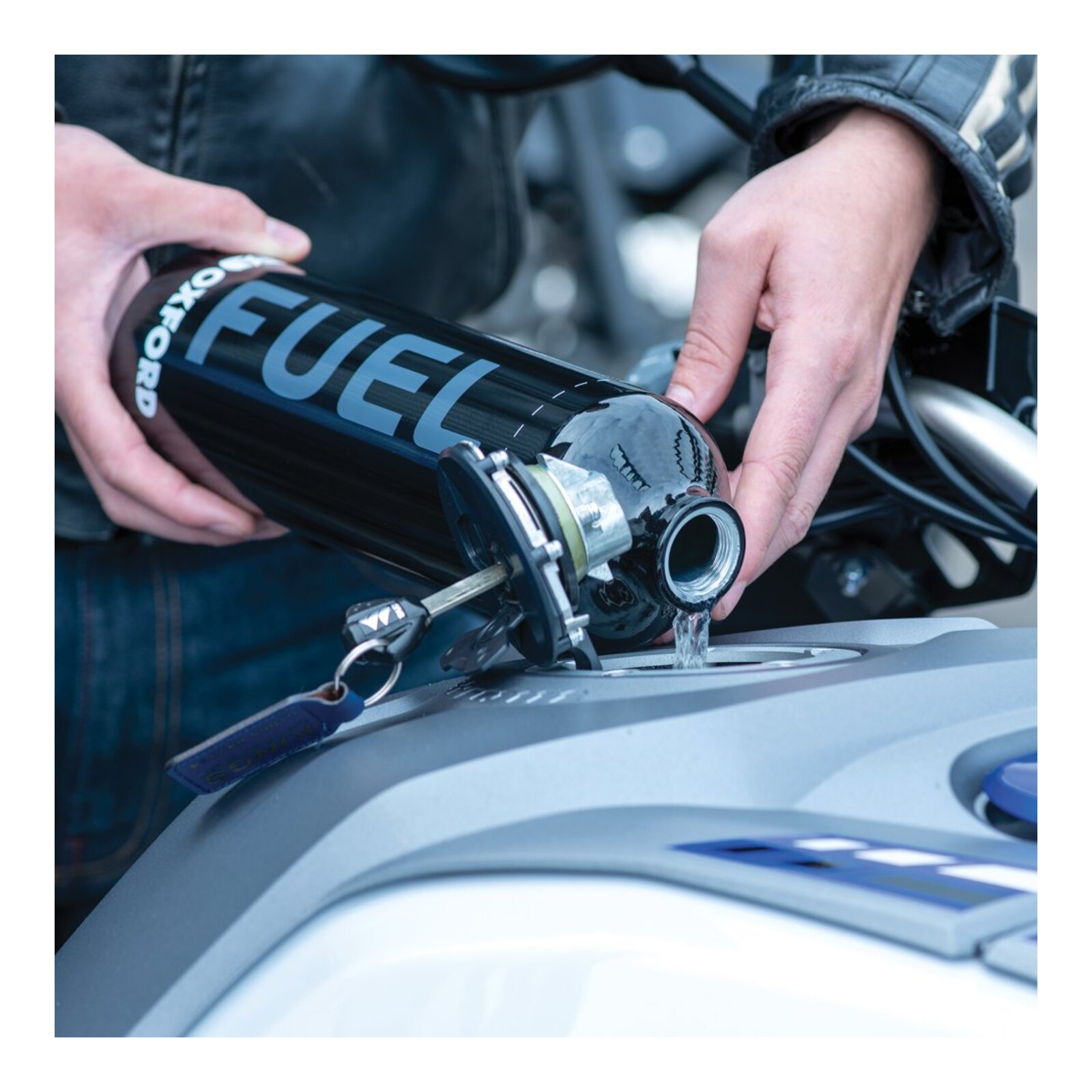 Oxford Fuel Bottle Flask - 1.0L (Empty) - Image 3