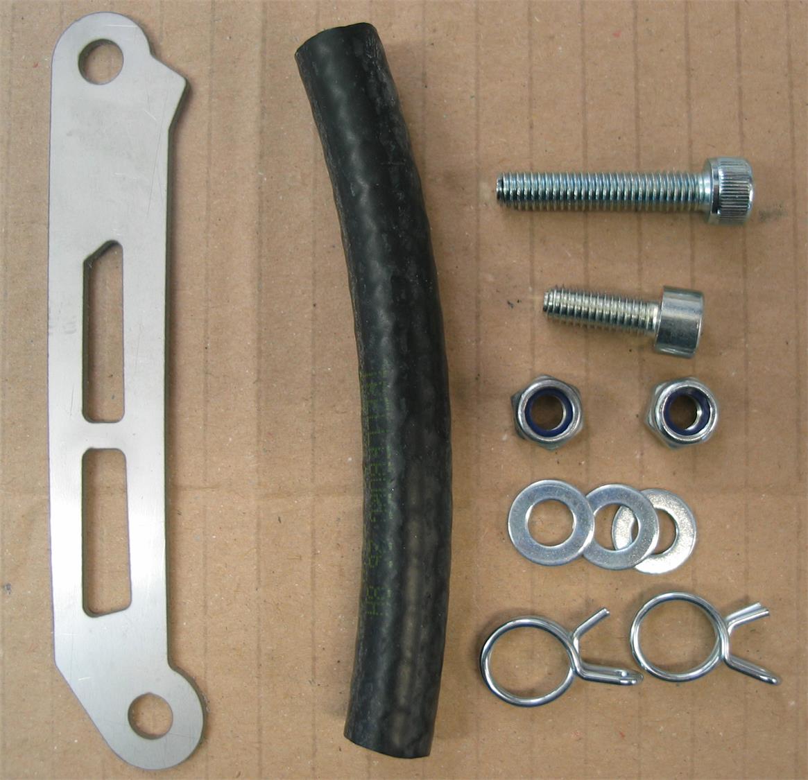 BRACKET KIT STRAIGHT FLUID TANK - Image 1