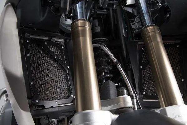 RADIATOR GUARD SW MOTECH