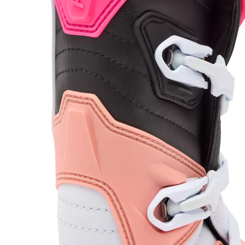 W Comp Boot