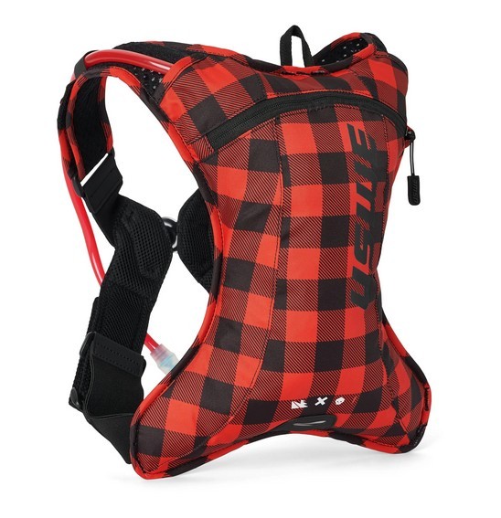 USWE Outlander XC 2L Hydration Pack Flannel Red/Black - Image 1
