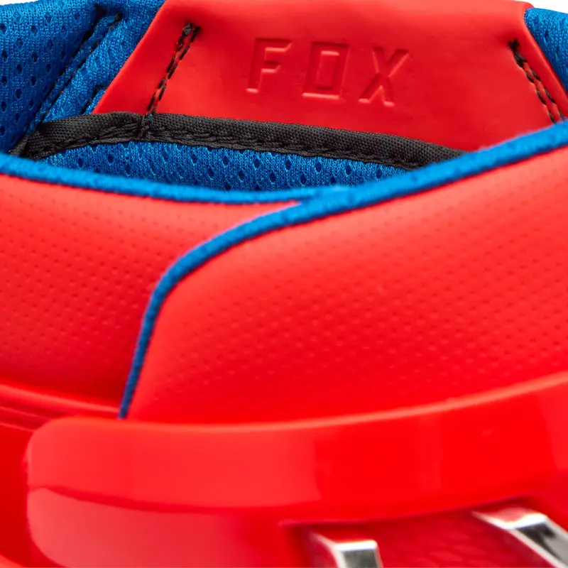 Instinct Boot