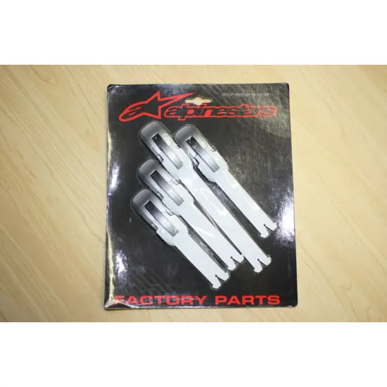Alpinestars Tech-7 Buckle & Strap Kit White/Black