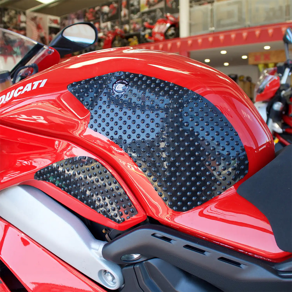 Eazi-Grip Ducati Streetfighter V4 SP 22 - EVO Black R&G - Image 1
