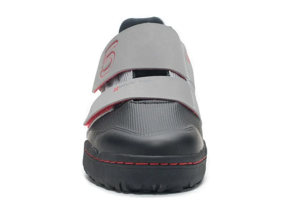 MALTESE FALCON LT CLIPLESS [MONO GREY/RED] 7 US (39.5 EUR)