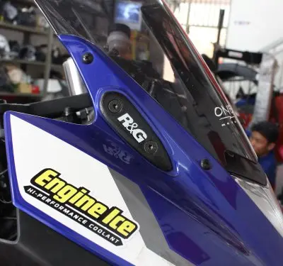 Mirror Blanking Plates R & G Yamaha YZF-R25 / YZF-R3