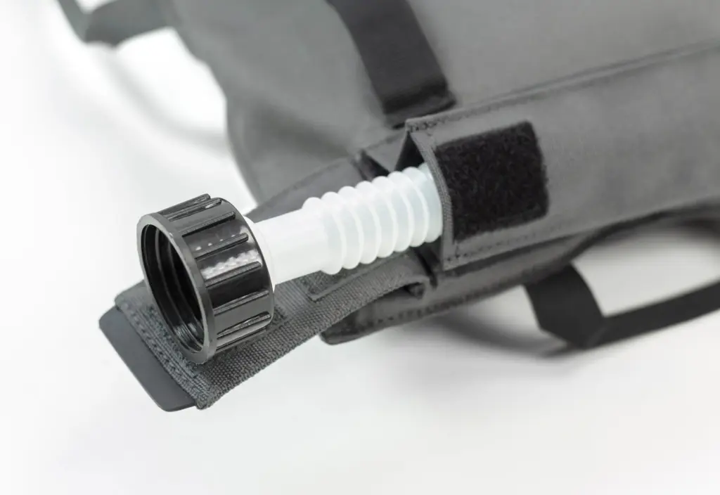Giant Loop Armadillo Utility Bladder (3.8L)
