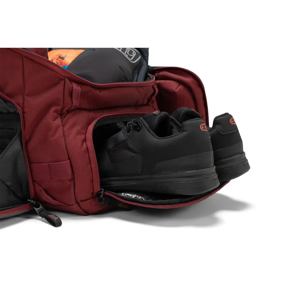 Albek Skytrail 51 Duffel Bag Burgundy