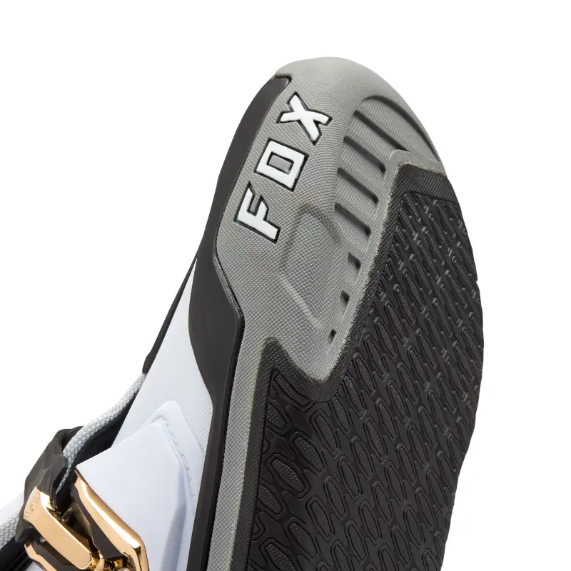 Instinct Boot