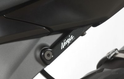 Rear Foot Rest Blanking Plate Left Side R & G Racing Kawasaki ZX6-R - Image 1