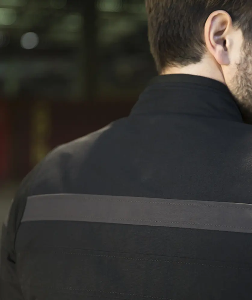 ** BLACK JACK WATERPROOF JACKET BLACK LARGE - SALE