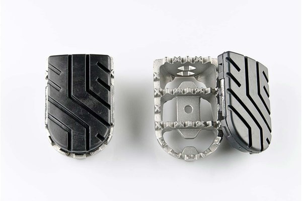 FOOTREST SW MOTECH ION TWO DIFFERENT POSITIONS ORIGINAL & 15 MM LOWER YAMAHA XT700Z TENERE 19-20 - Image 1