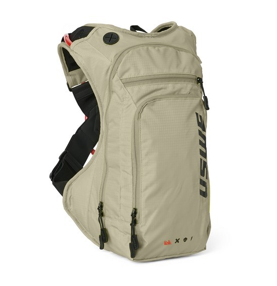 USWE Outlander Moto 9L Hydration Pack Sand - Image 1